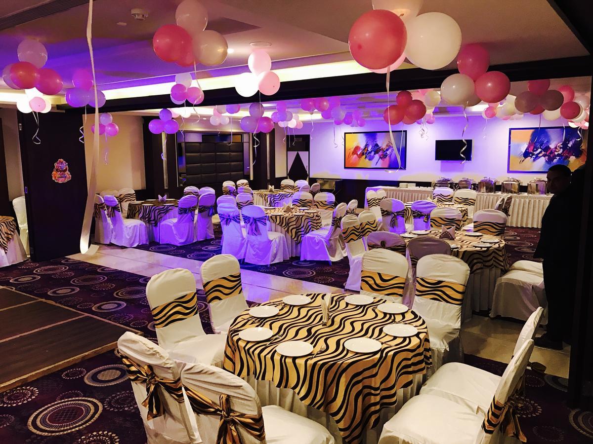 Hotel Imperia Suites Dzsálandhár Kültér fotó