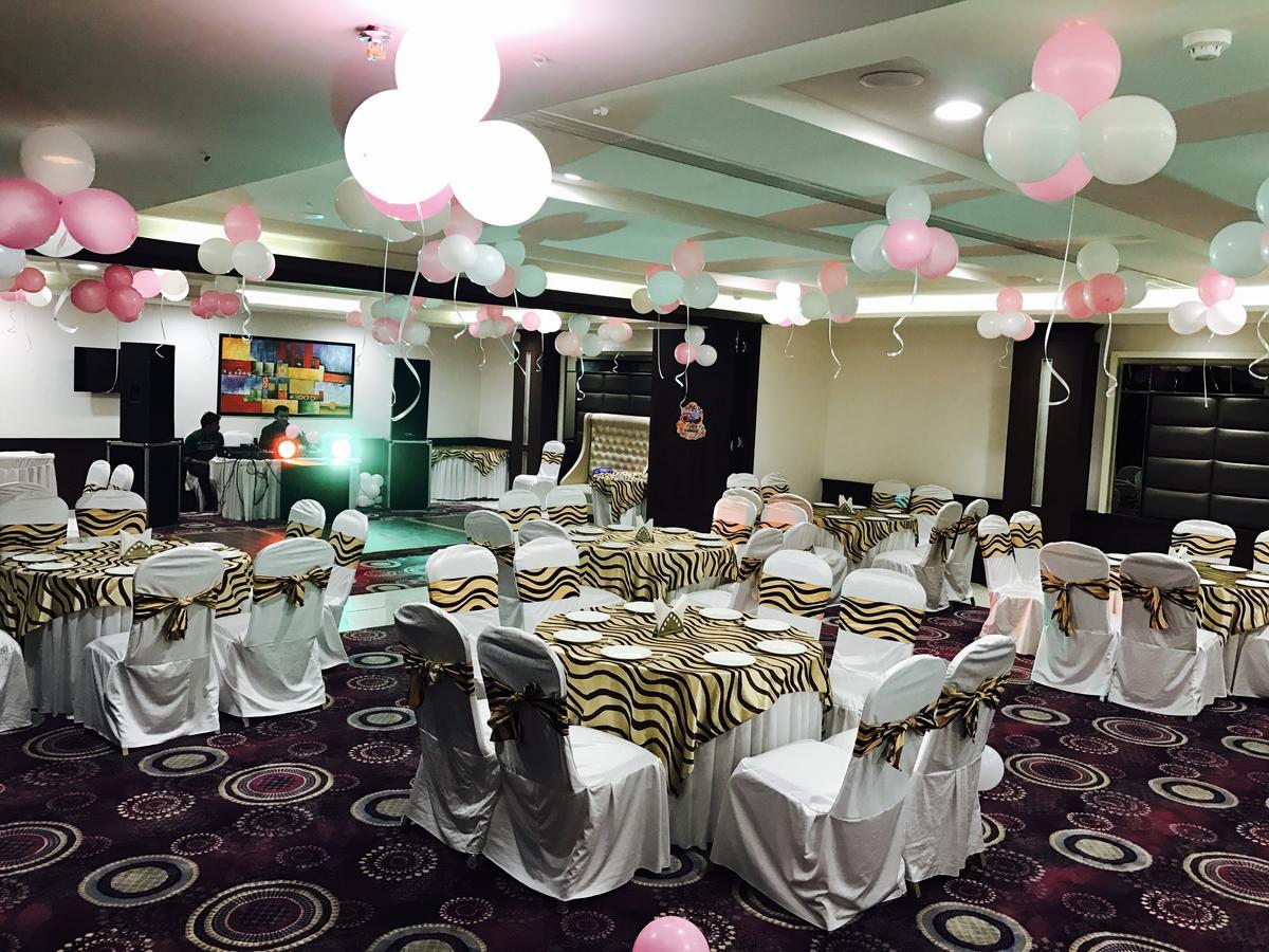 Hotel Imperia Suites Dzsálandhár Kültér fotó